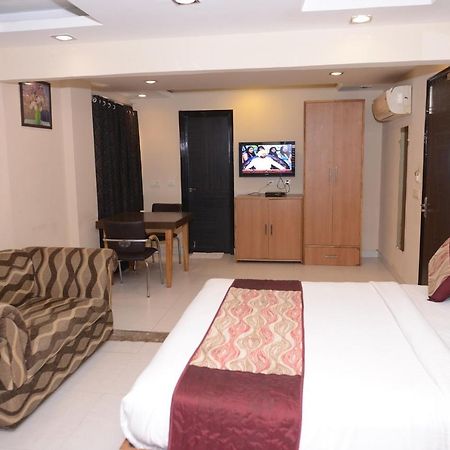 Hotel Balsons Continental 新德里 外观 照片