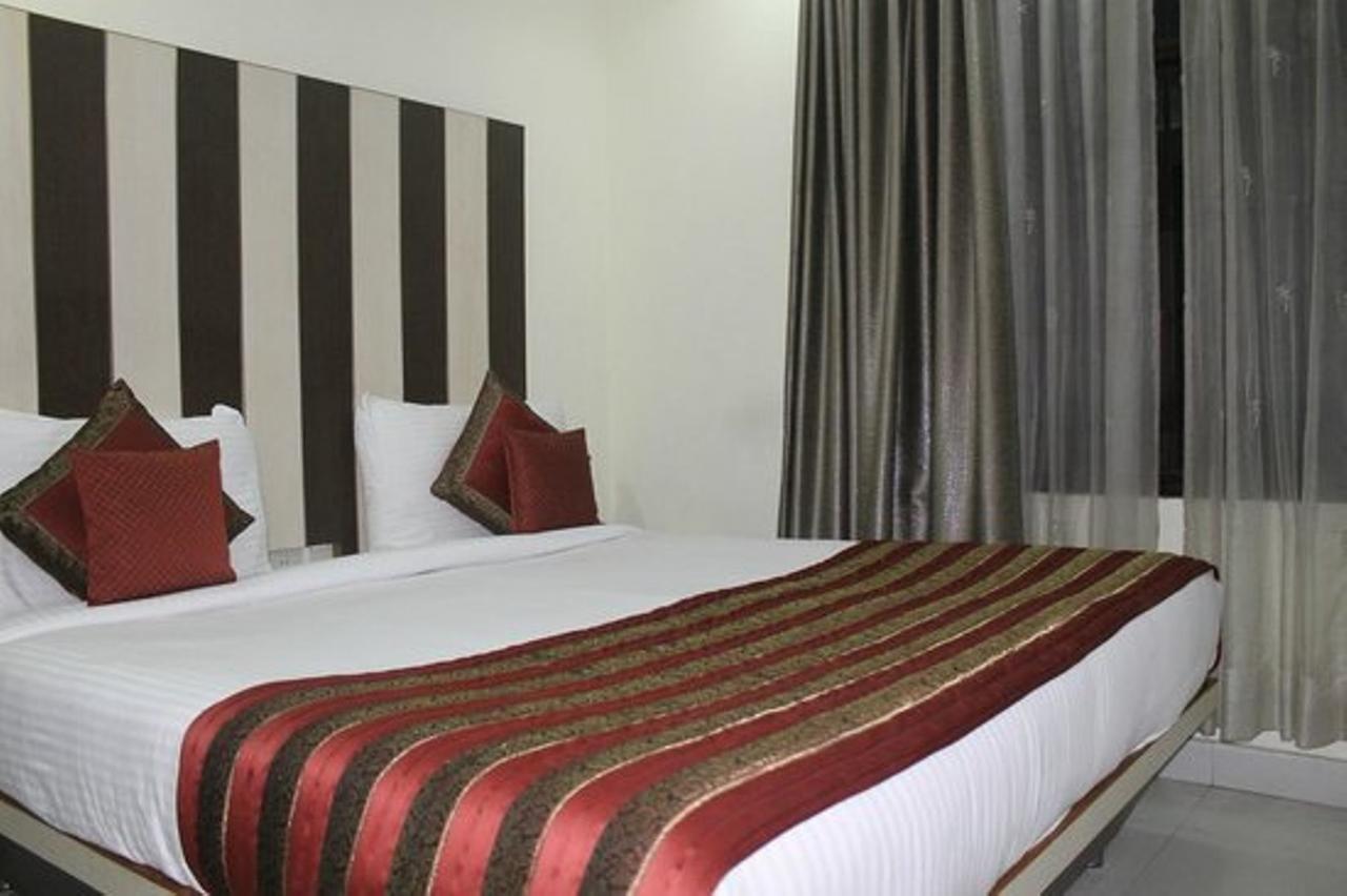 Hotel Balsons Continental 新德里 外观 照片