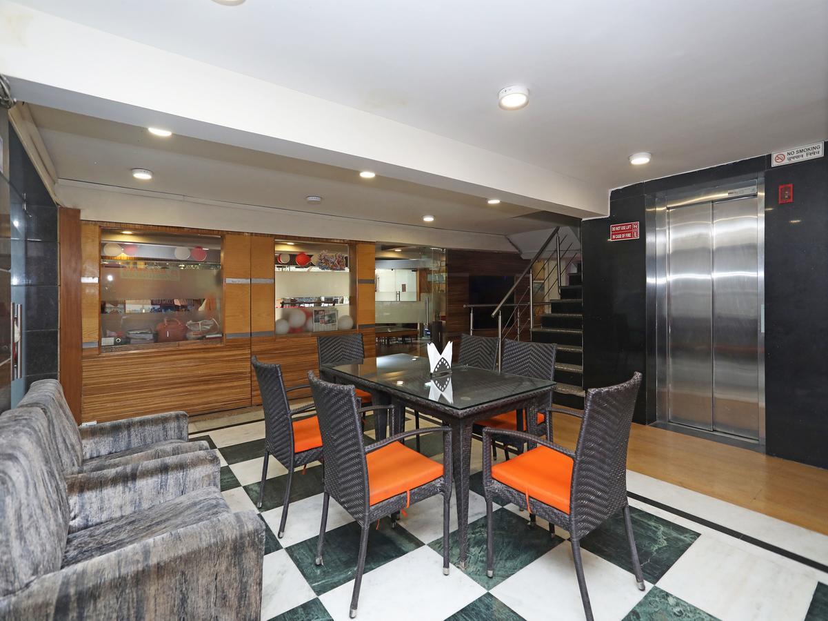 Hotel Balsons Continental 新德里 外观 照片