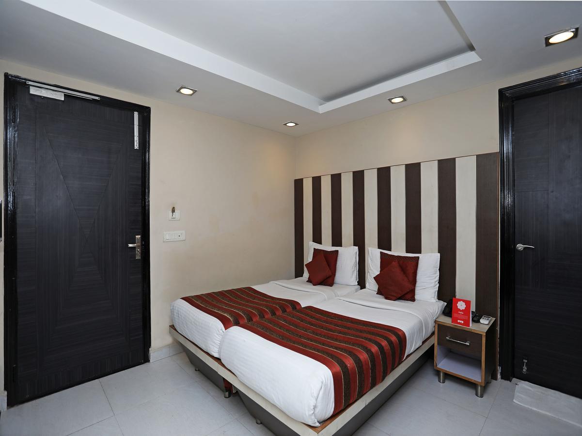 Hotel Balsons Continental 新德里 外观 照片