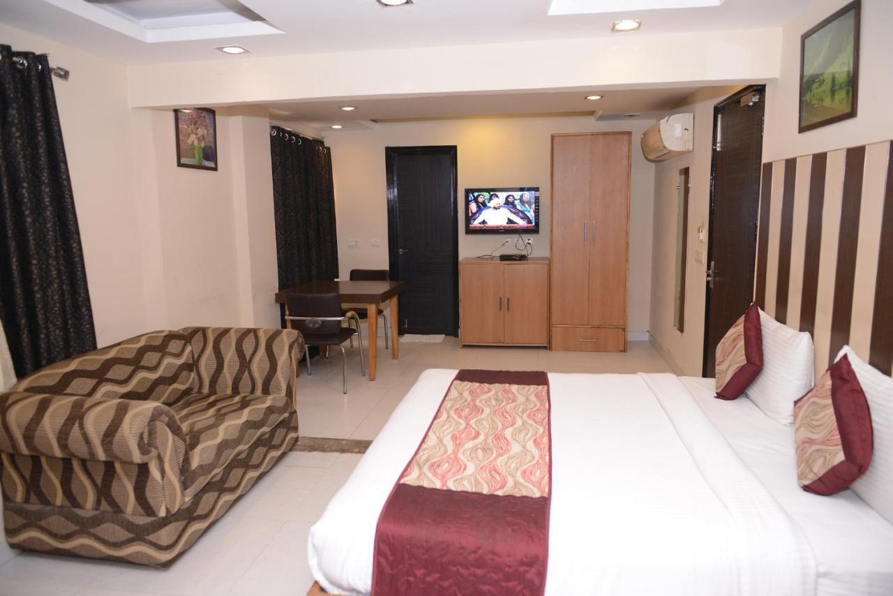 Hotel Balsons Continental 新德里 外观 照片